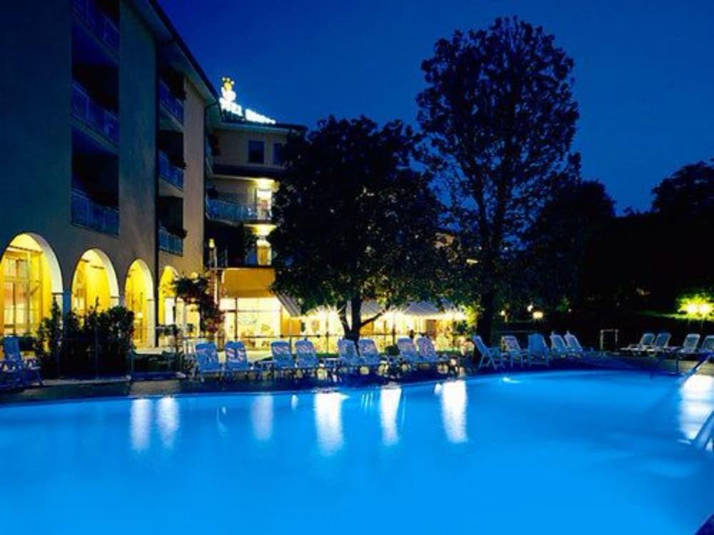 Hotel Bisesti ***S Garda  Exterior photo
